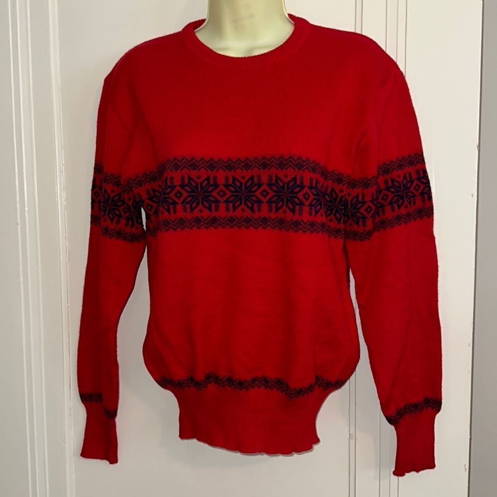 Vintage 70s Meister red wool sweater with navy blue snowflake pattern